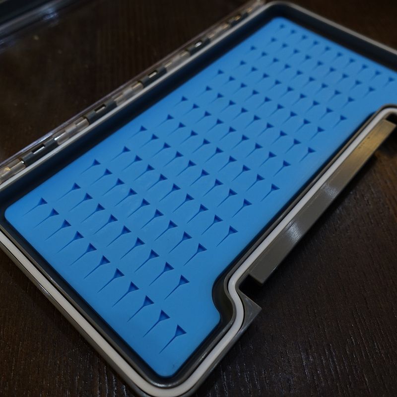 Flicon Silicone Fly Box