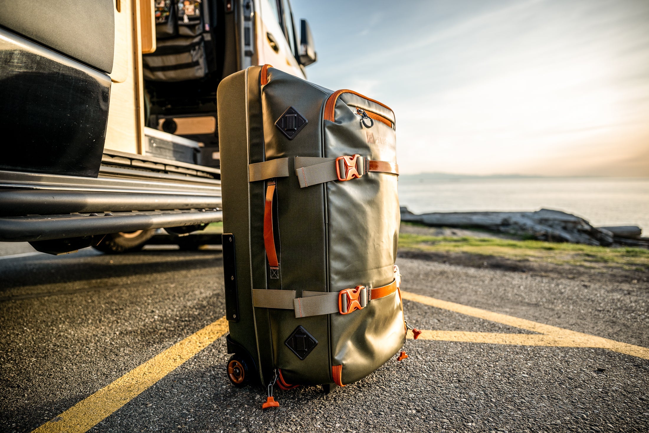 Fishpond Stormshadow Medium Rolling Duffel- Beetle