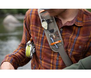 Fishpond Arrowhead Retractor