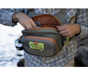 Fishpond Cross-Current Chest pack